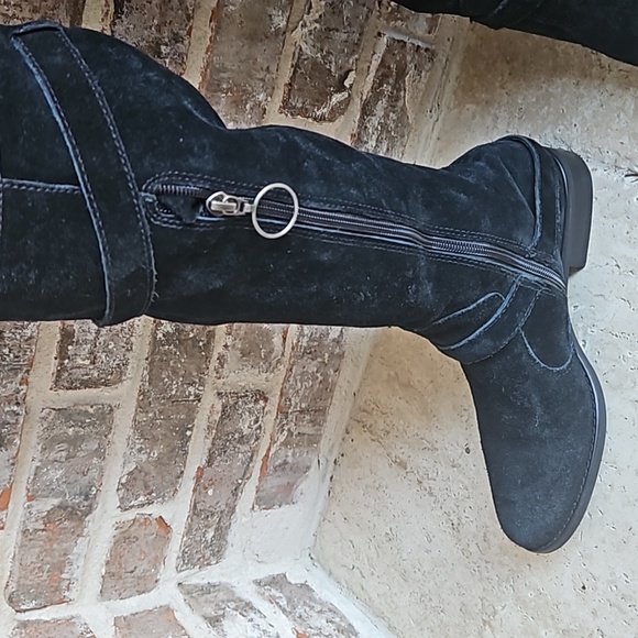 Matisse Pirate Knee High Black Suede Ankle Boots - Picture 4 of 5